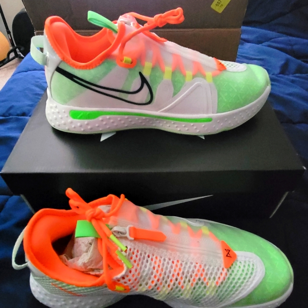 Nike PG x 4 Gatorade